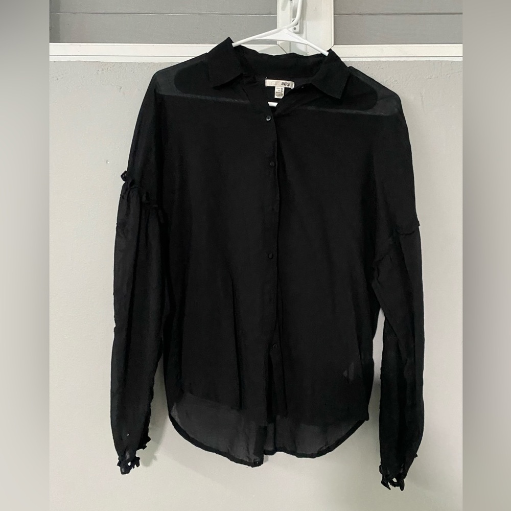 Black button down short